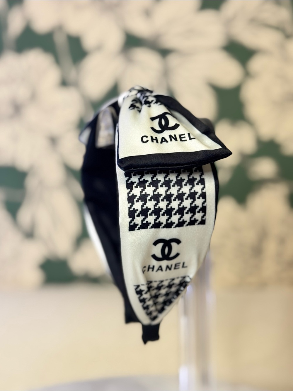 CHANEL Beaute Black & White Bow Headband NEW - Picture 4 of 6